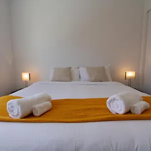 Peaceful 2 Bed Pad W/carpark Apartment